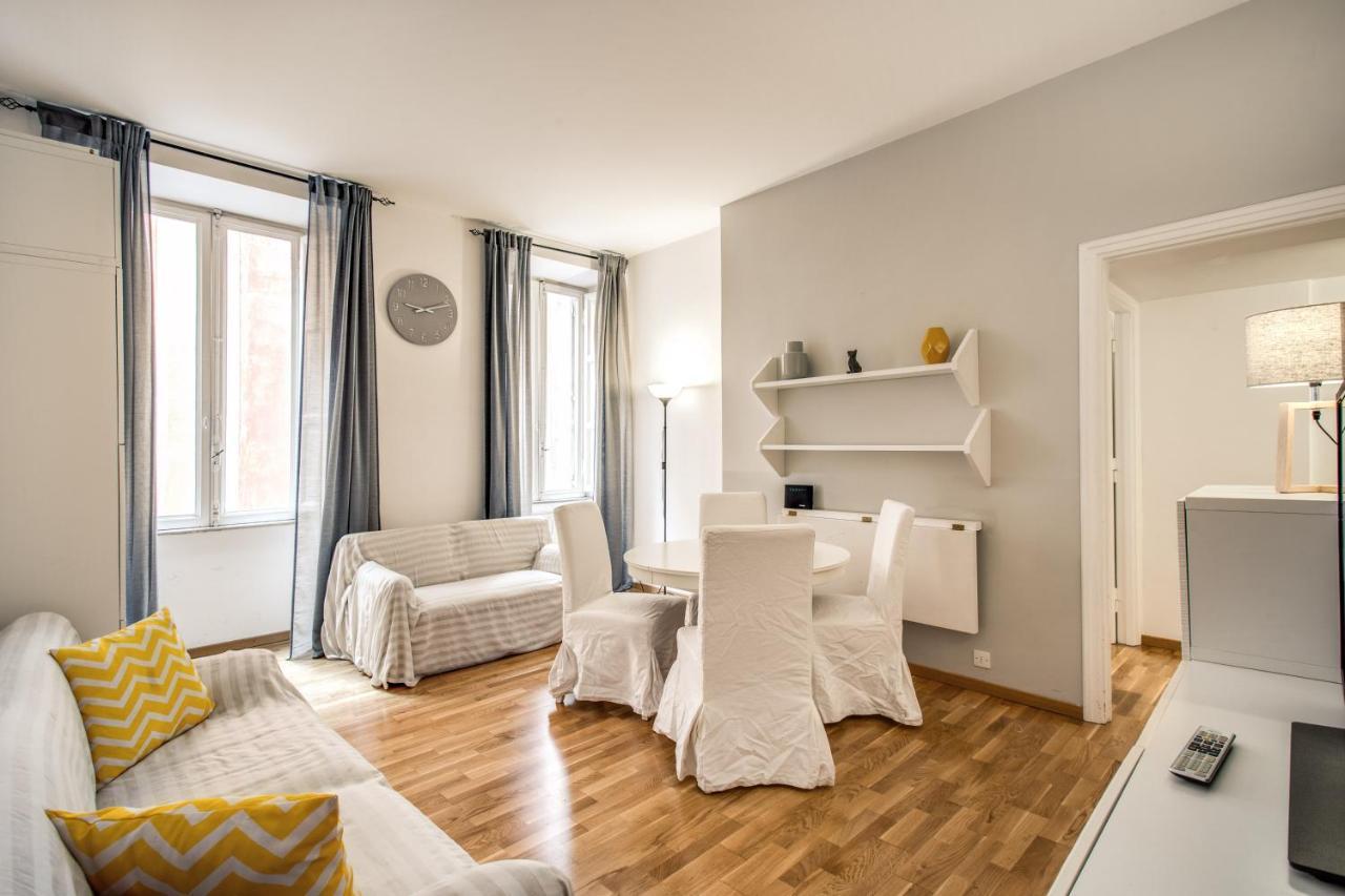 Family Room In Via Del Corso Central Rome Buitenkant foto